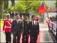 Thái Lan đóng vai trò trung gian tháo gỡ bế tắc  trong nhiều tháng với ít kết quả