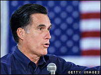 Mitt Romney apontou contradições e mudanças de idéia de McCain