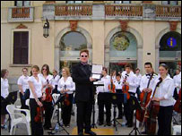 Ray Gallagher and the Hull Philharmonic Youth Orch