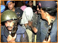 خوف بیٹھ چکا ہے