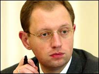 Арсеній Яценюк - нова кандидатура Ющенка на міністра МЗС