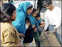 निठारी गाँव के लोग