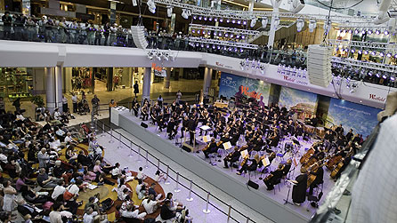 BBC Symphony Orchestra in Westfield shopping centre, London © BBC/Simon Jay Price
