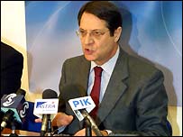 Ana muhalefet partisi disi'nin genel başkanı Nikos Anastasiadis