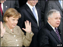 Меркель та Качинський