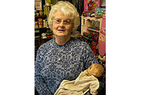 Mary a'r ddol o ffair Borth