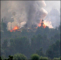 کشمیر اسلحہ خانے میں دھماکے