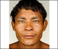 Índio Xopi fotografado por Martin Schoeller