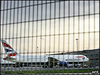 Aviões sob suspeita de contaminação no aeroporto de Heathrow