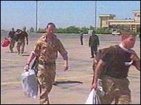 ملوانان بريتانيايی پنجشنبه صبح آزاد شدند