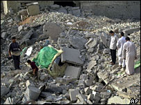 بغداد دھماکے، رمادی میں کار بم دھماکہ