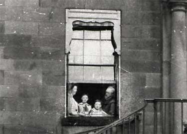 Detail: The Yorke family, 1912