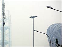 Protesto pró-Tibete no Estádio Ninho de Pássaro