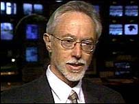 कूट्सी का उपन्यास डिसग्रेस काफ़ी चर्चित हुआ था