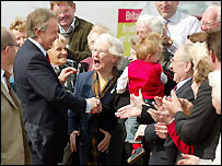 Tony Blair seçmenlerle