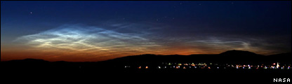 Nuvens Noctilucentes    Photo: Nasa