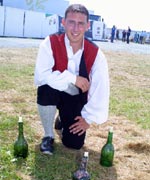 Gethin Page, Caerfyrddin - cyntaf -  dawns unigol i fechgyn