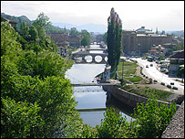 ساراژیوو کا خوبصورت مل یتسکہ دریا