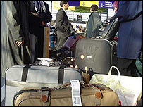 چمدان های مسافران