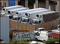 Caminhões guardam corpos de vítimas do calor na França