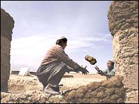 راستنيدونکی دخپل کور آبادۍ پر مهال