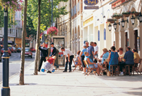 Wind Street, llun gan Bwrdd Croeso Cymru