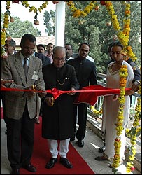 پراناب موخرجی وزير خارجه هند و تفرا ولوا وزیر ظرفیت سازی اتیوپی