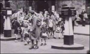 faciwîs yn ystod y Rhyfel Byd