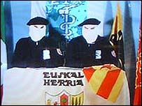 Vídeo mostrando dois supostos membros do ETA (Foto EITB)