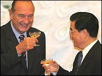 Chủ tịch TQ Hồ Cẩm Đào và TT Pháp Jacques Chirac