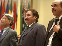 منیر ملک، جسٹس افتخار چودھری، اعتزاز احسن