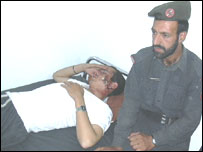 زخمی پولیس اہلکار