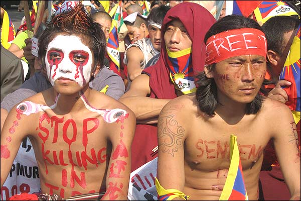 चीन के राष्ट्रपति की भारत यात्रा का विरोध