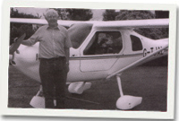 John Adams-Lewis a'i awyren