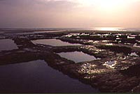 Mawndiroedd canol oesol Tywyn - hen safle Cantre'r Gwaelod?