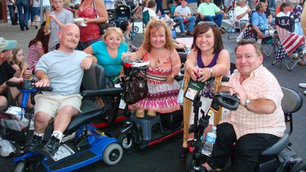 Simon Minty in Nashville with some Little people of America