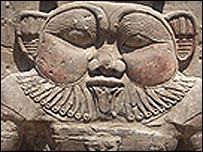 Bes, deus anão do Antigo Egito