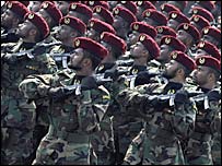 स्वतंत्रता दिवस पर सेना का परेड