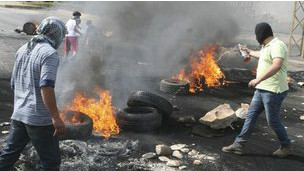 احرق متظاهرون اطارات