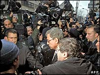 Orhan Pamuk adliyede