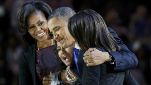 Obama bên vợ con
