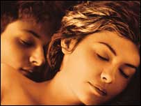 Cena de 'Eterno Amor', com 12 indicações