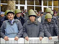 ماموران پليس در قرقيزستان