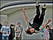 Team Pseudoflux practicing Parkour