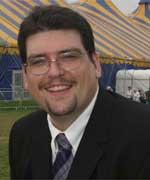 Andrew Griffiths Northwich - cyntaf  unawd Leider neu chawson dros 25 oed