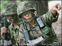 Lính trong cuộc tập trận năm 2006