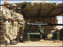 سکیورٹی فورسز (فائل فوٹو)