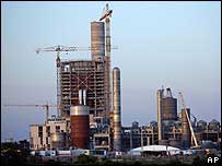 A fábrica de celulose na fronteira entre Argentina e Uruguai