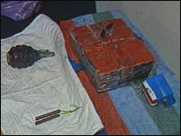 Предмети, знайдені в штабі "Пори" в Києві