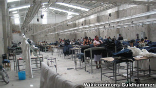 Maquiladora mexicana (Foto Wikicommons - Guldhammer)